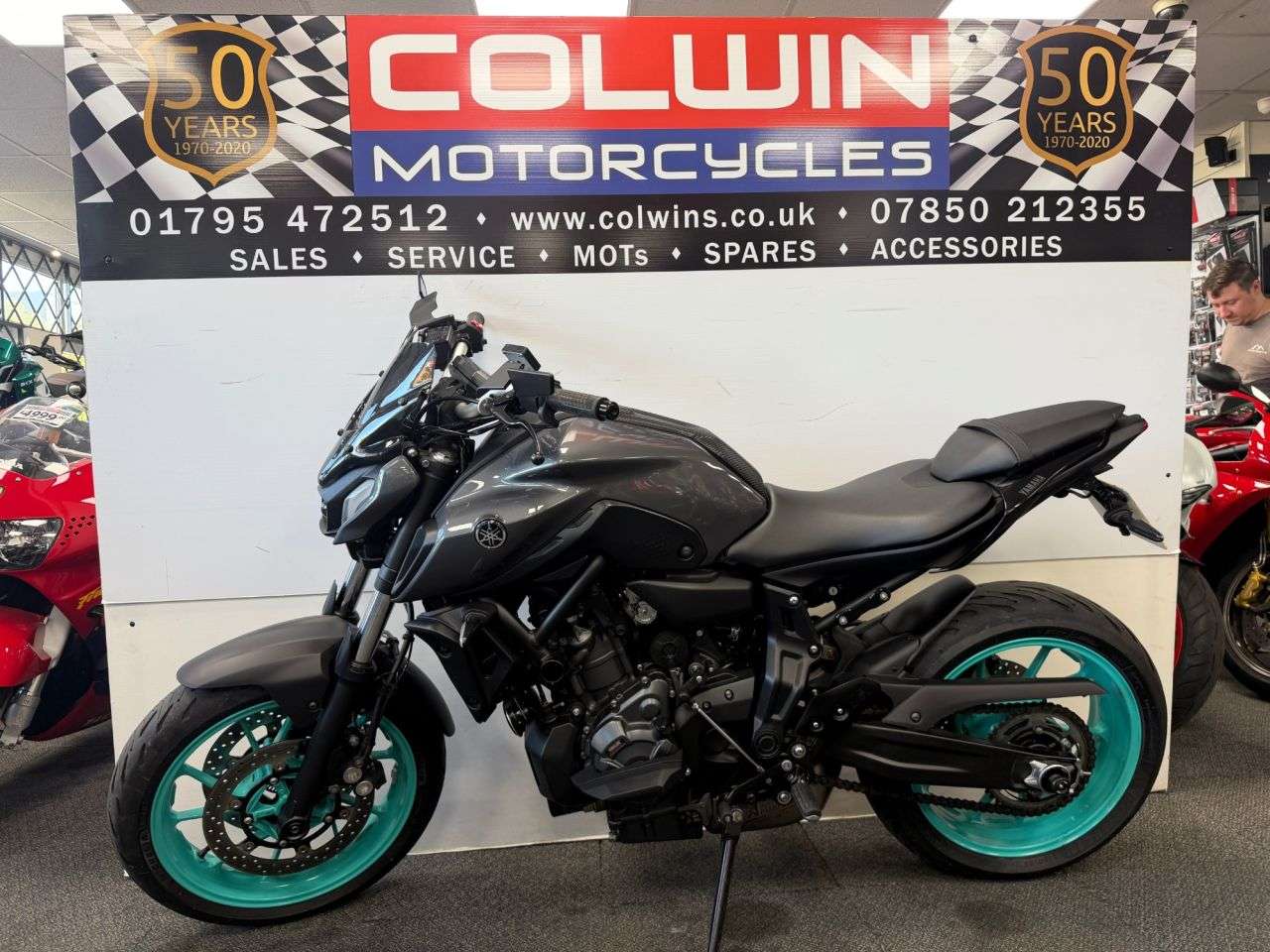 A 2022 YAMAHA MT-07 700 ABS Hyper-naked Petrol Manual Euro 5 (73 ps) A 2022 YAMAHA MT-07 700 ABS Hyper-naked Petrol Manual Euro 5 (73 ps)