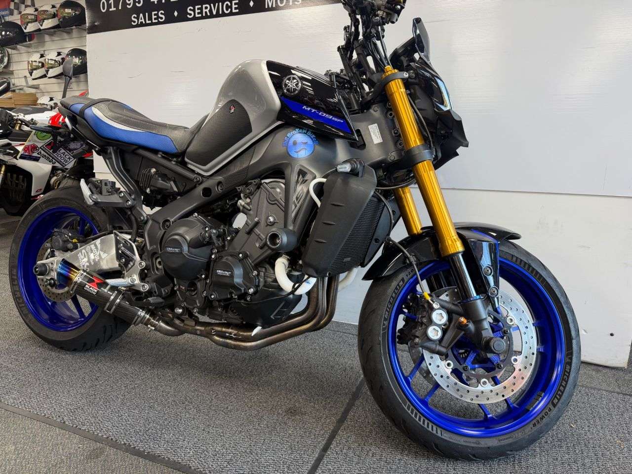 A 2023 YAMAHA MT-09 900 SP Hyper-naked Petrol Manual Euro 5 (119 ps) A 2023 YAMAHA MT-09 900 SP Hyper-naked Petrol Manual Euro 5 (119 ps)