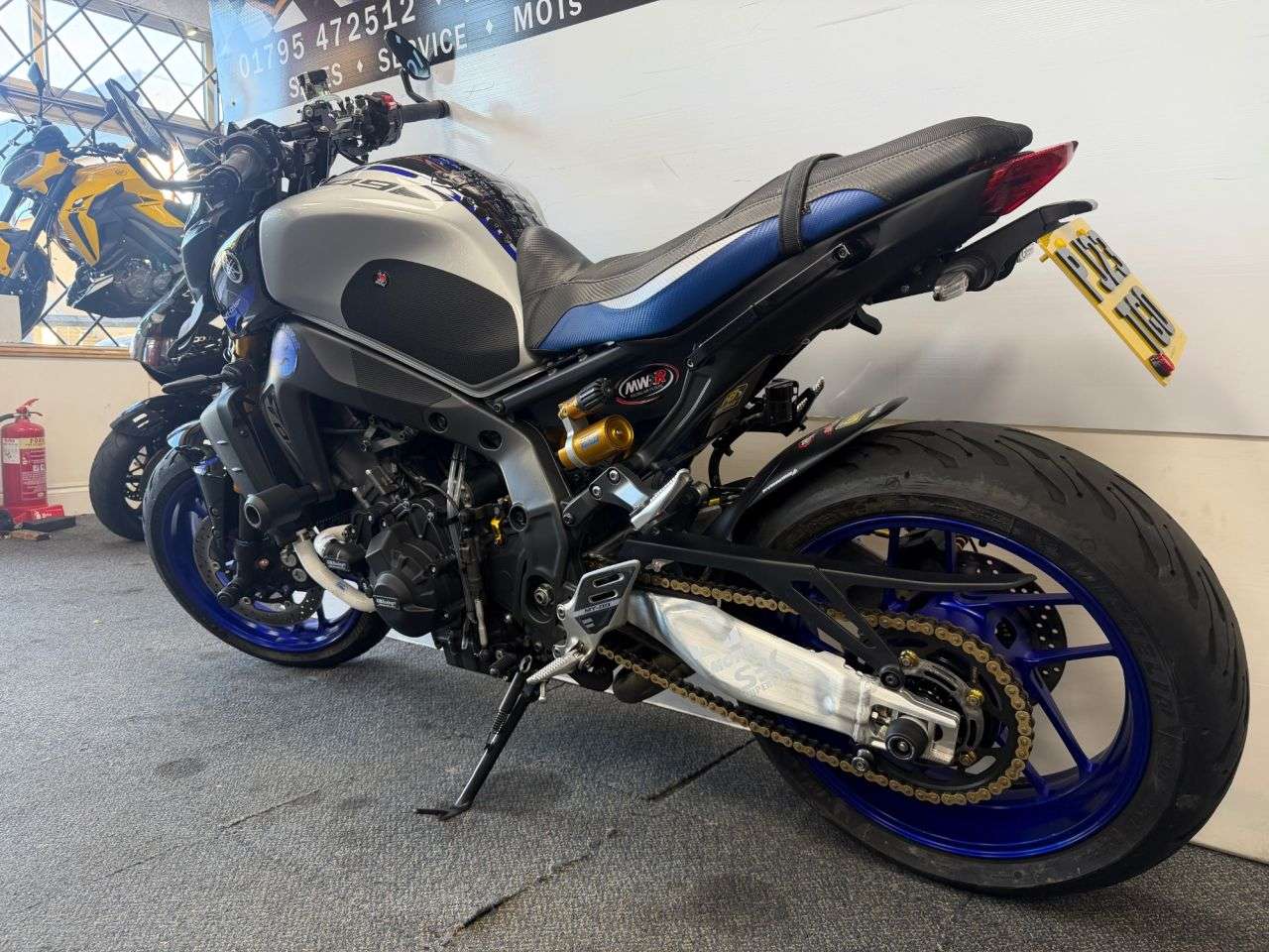 2023 YAMAHA MT-09 2023 YAMAHA MT-09