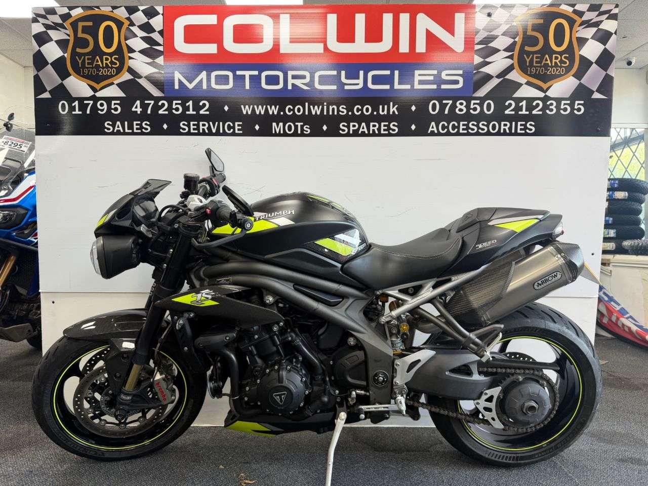 A 2020 TRIUMPH SPEED TRIPLE 1050 1050 RS Naked Petrol Manual Euro 4 (150 ps) A 2020 TRIUMPH SPEED TRIPLE 1050 1050 RS Naked Petrol Manual Euro 4 (150 ps)