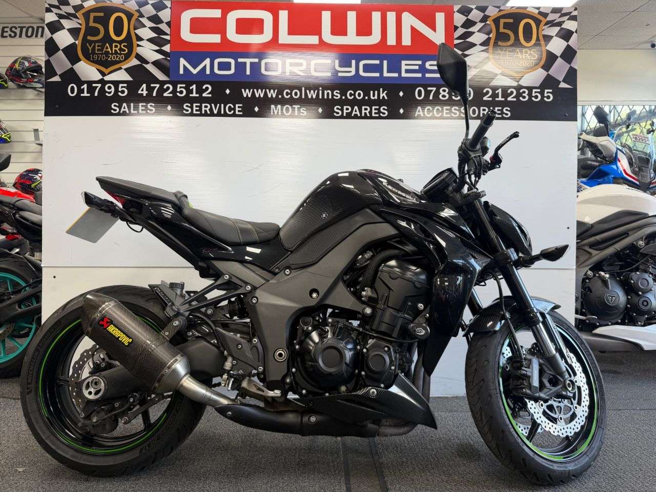 A 2017 KAWASAKI Z1000 1000 Supernaked Petrol Manual Euro 4 (142 ps) A 2017 KAWASAKI Z1000 1000 Supernaked Petrol Manual Euro 4 (142 ps)