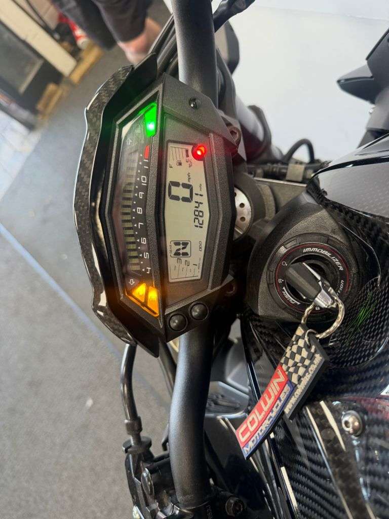 2017 KAWASAKI Z1000 2017 KAWASAKI Z1000