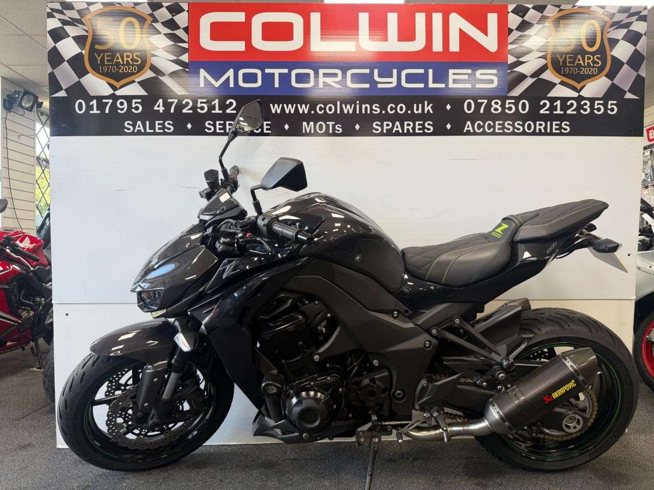 A 2017 KAWASAKI Z1000 1000 Supernaked Petrol Manual Euro 4 (142 ps) A 2017 KAWASAKI Z1000 1000 Supernaked Petrol Manual Euro 4 (142 ps)