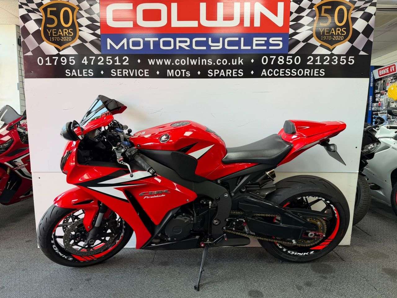 A 2012 HONDA CBR1000RR FIREBLADE 1000 Super Sports Petrol Manual (178 ps) A 2012 HONDA CBR1000RR FIREBLADE 1000 Super Sports Petrol Manual (178 ps)