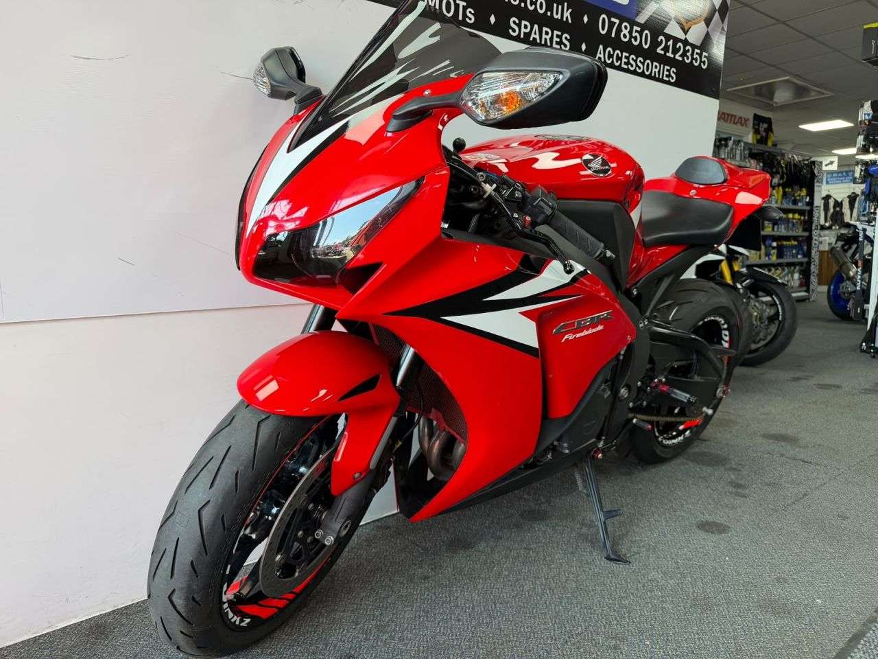 A 2012 HONDA CBR1000RR FIREBLADE 1000 Super Sports Petrol Manual (178 ps) A 2012 HONDA CBR1000RR FIREBLADE 1000 Super Sports Petrol Manual (178 ps)