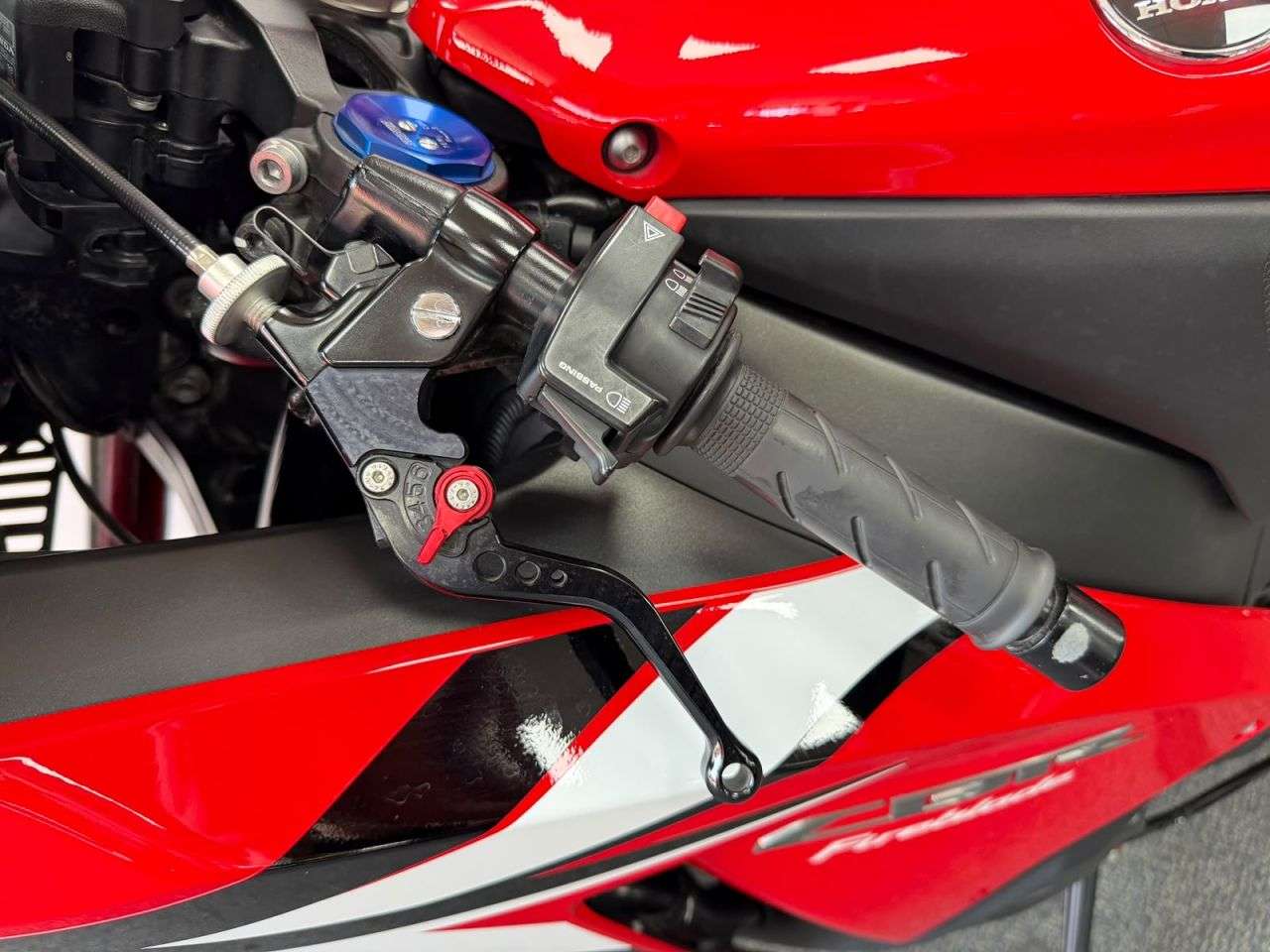 2012 HONDA CBR1000RR FIREBLADE 2012 HONDA CBR1000RR FIREBLADE
