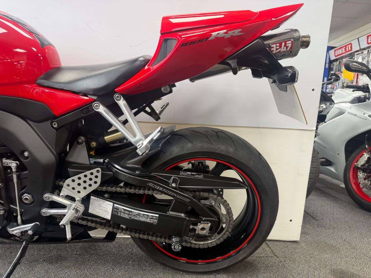 2006 HONDA CBR1000RR FIREBLADE 2006 HONDA CBR1000RR FIREBLADE