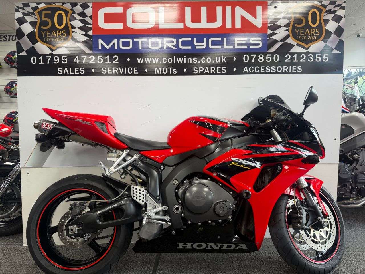 A 2006 HONDA CBR1000RR FIREBLADE 998cc A 2006 HONDA CBR1000RR FIREBLADE 998cc