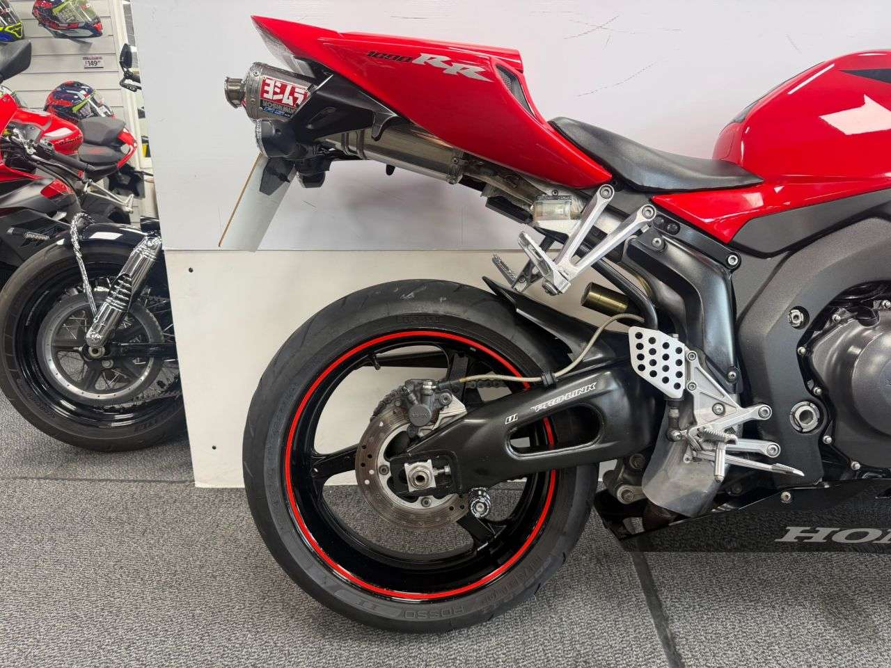 2006 HONDA CBR1000RR FIREBLADE 2006 HONDA CBR1000RR FIREBLADE