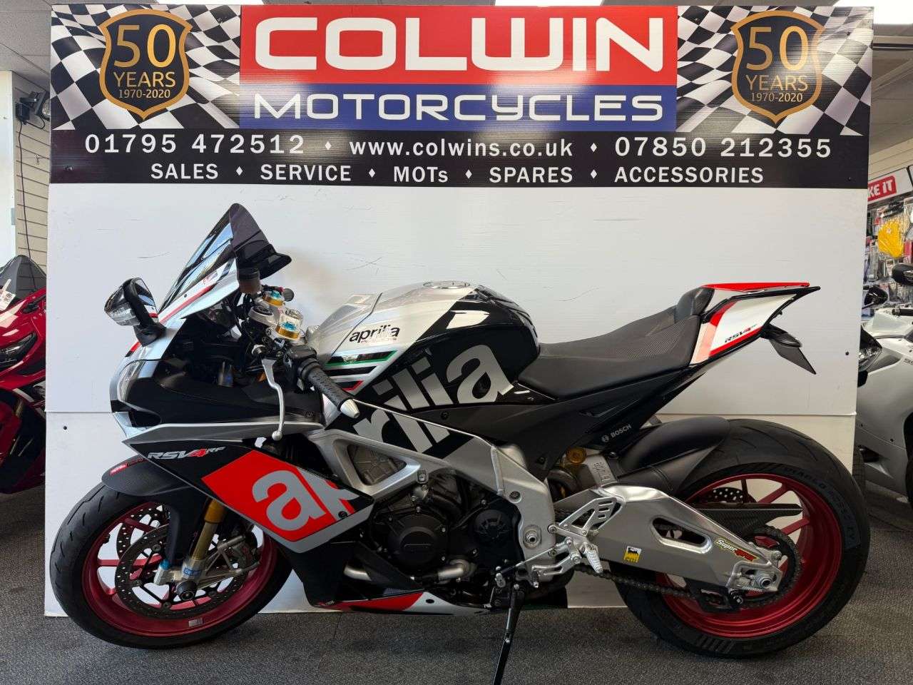 A 2016 APRILIA RSV4 1000 1000 RF Super Sports Petrol Manual (201 ps) A 2016 APRILIA RSV4 1000 1000 RF Super Sports Petrol Manual (201 ps)