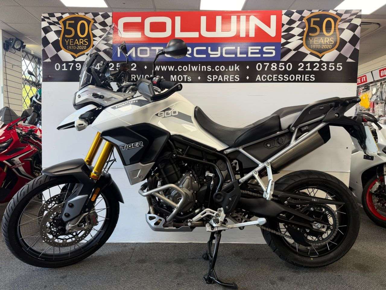 A 2022 TRIUMPH TIGER 900 900 Rally Pro Adventure Petrol Manual O-ring Euro 5 (95 ps) A 2022 TRIUMPH TIGER 900 900 Rally Pro Adventure Petrol Manual O-ring Euro 5 (95 ps)