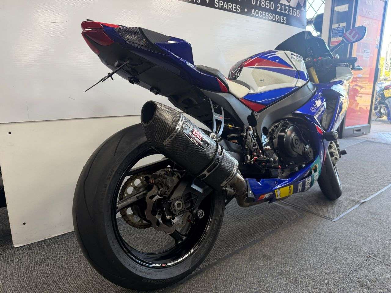 2014 SUZUKI GSX-R750 2014 SUZUKI GSX-R750