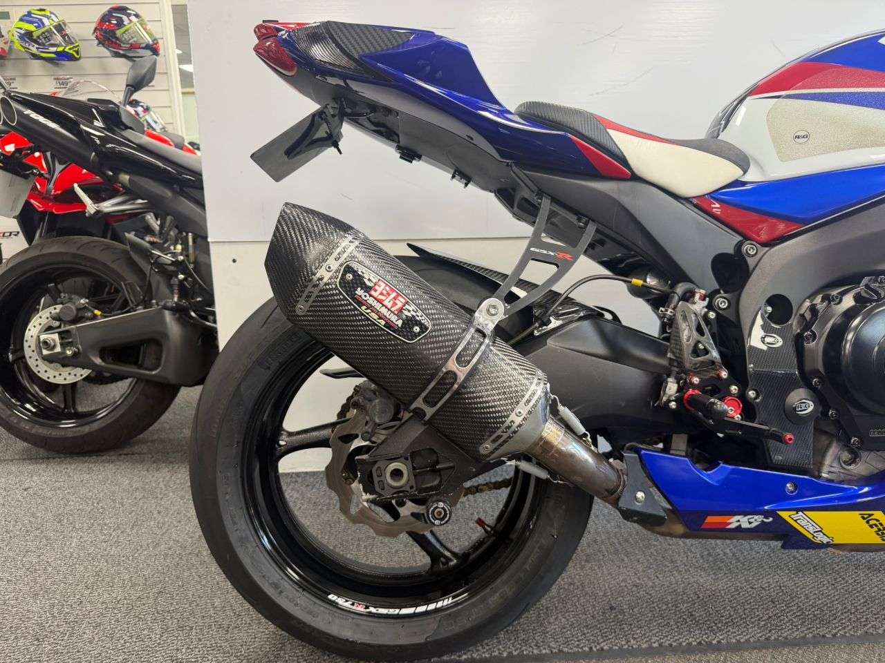 2014 SUZUKI GSX-R750 2014 SUZUKI GSX-R750