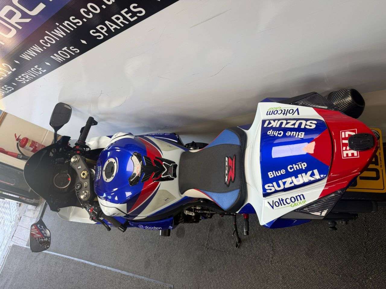 2014 SUZUKI GSX-R750 2014 SUZUKI GSX-R750