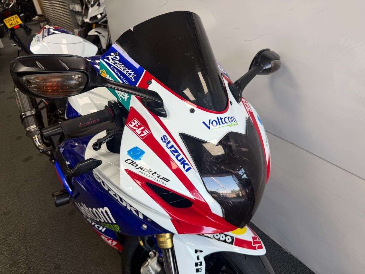 2014 SUZUKI GSX-R750 2014 SUZUKI GSX-R750
