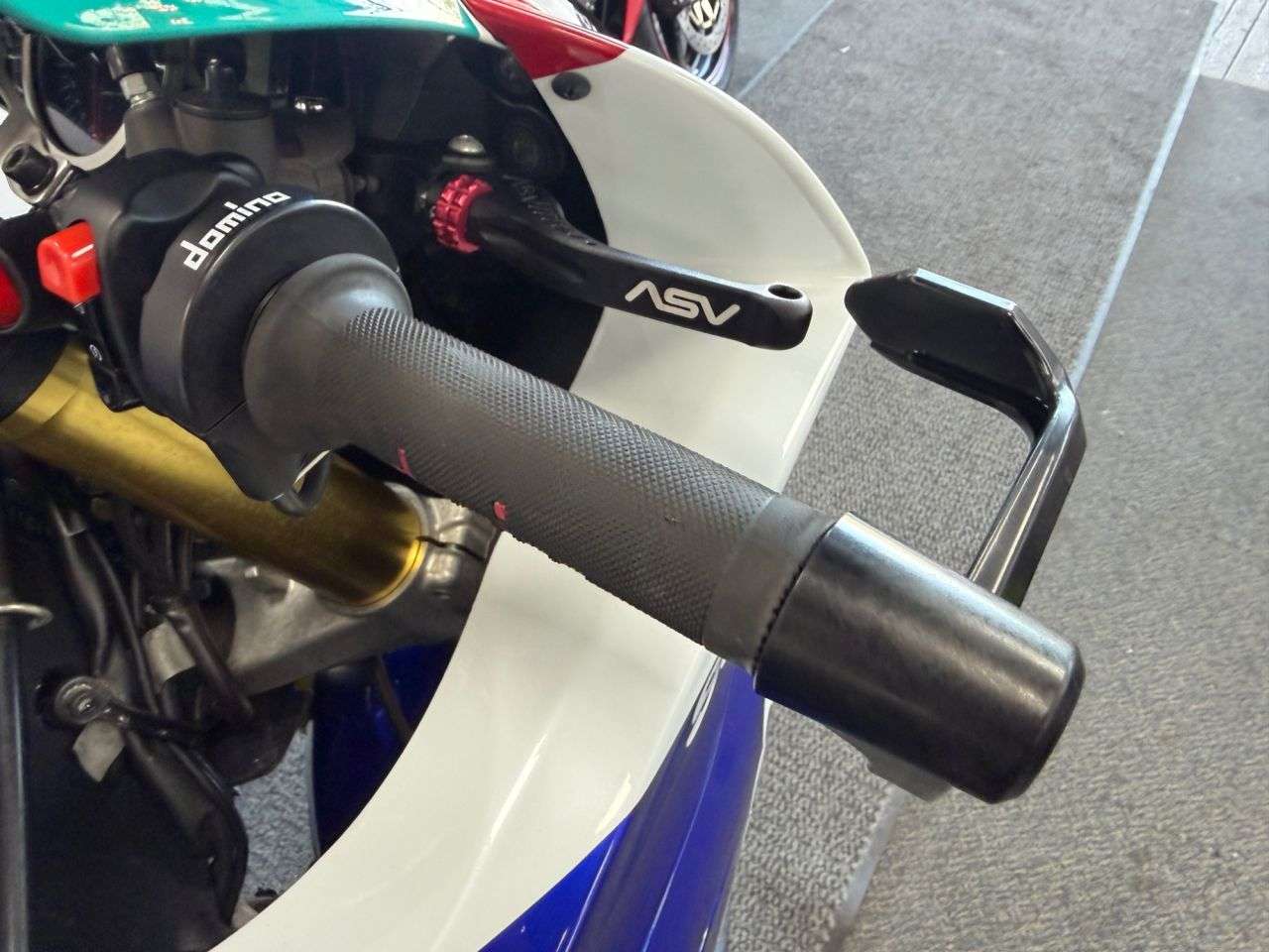 2014 SUZUKI GSX-R750 2014 SUZUKI GSX-R750