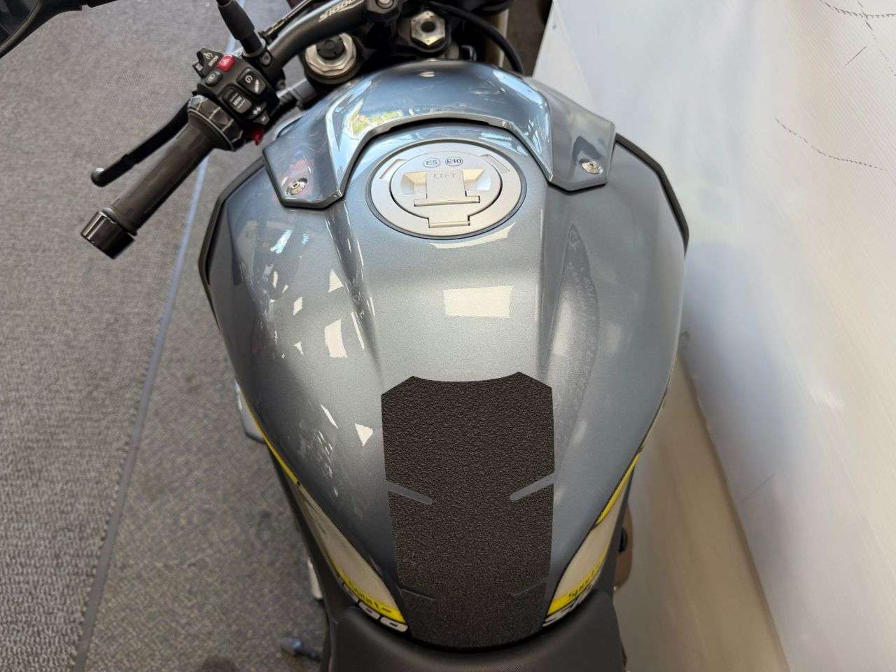 2023 BMW S 1000 R 2023 BMW S 1000 R