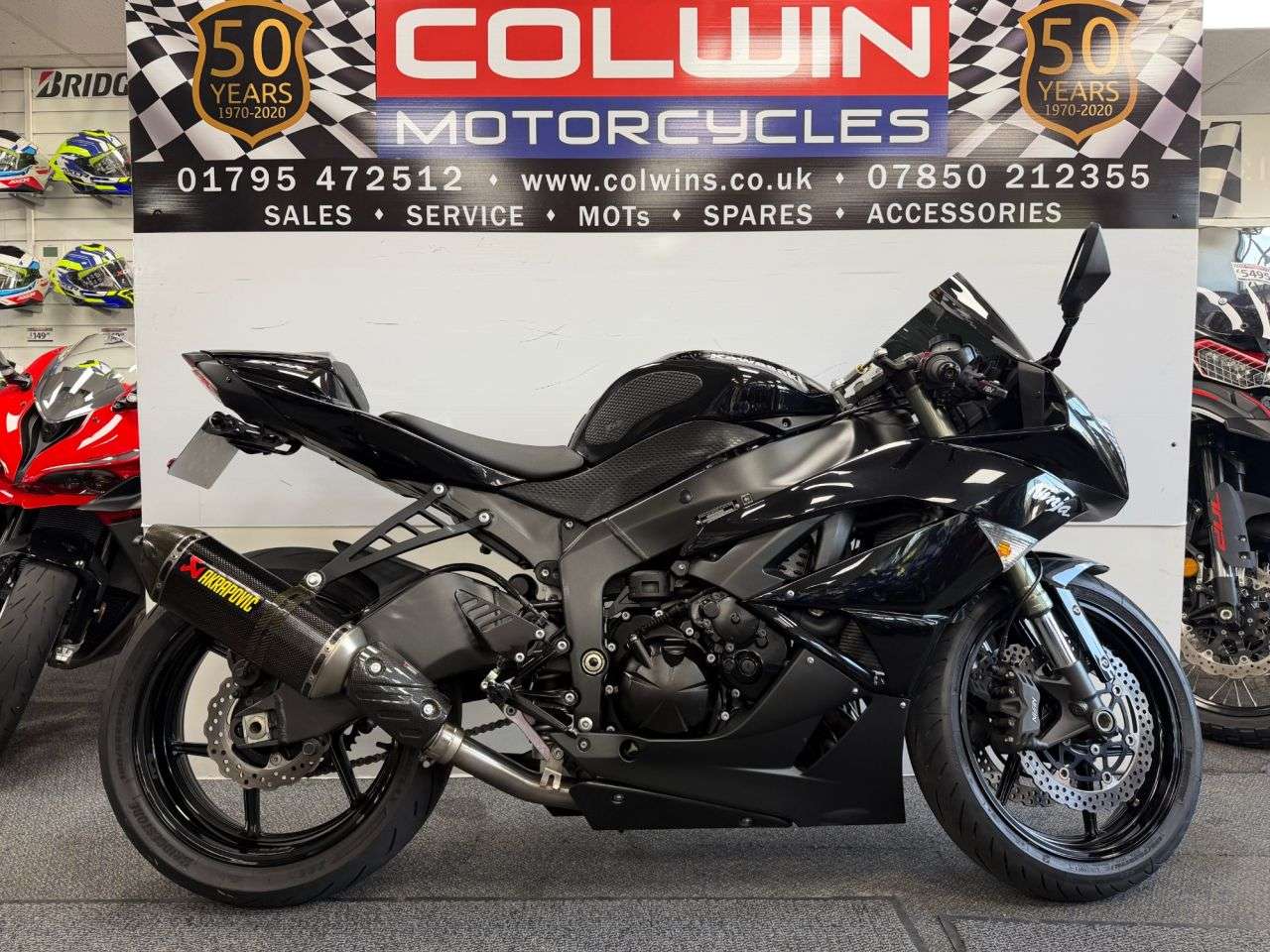 A 2010 KAWASAKI NINJA ZX-6R 600 Super Sports Petrol Manual (128 ps) A 2010 KAWASAKI NINJA ZX-6R 600 Super Sports Petrol Manual (128 ps)