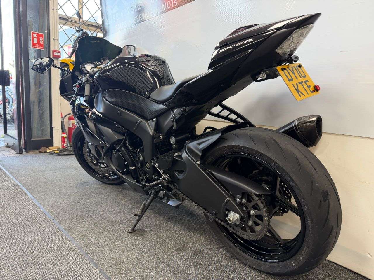 2010 KAWASAKI NINJA ZX-6R 2010 KAWASAKI NINJA ZX-6R