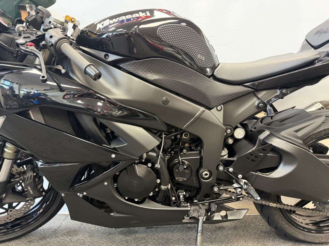 2010 KAWASAKI NINJA ZX-6R 2010 KAWASAKI NINJA ZX-6R