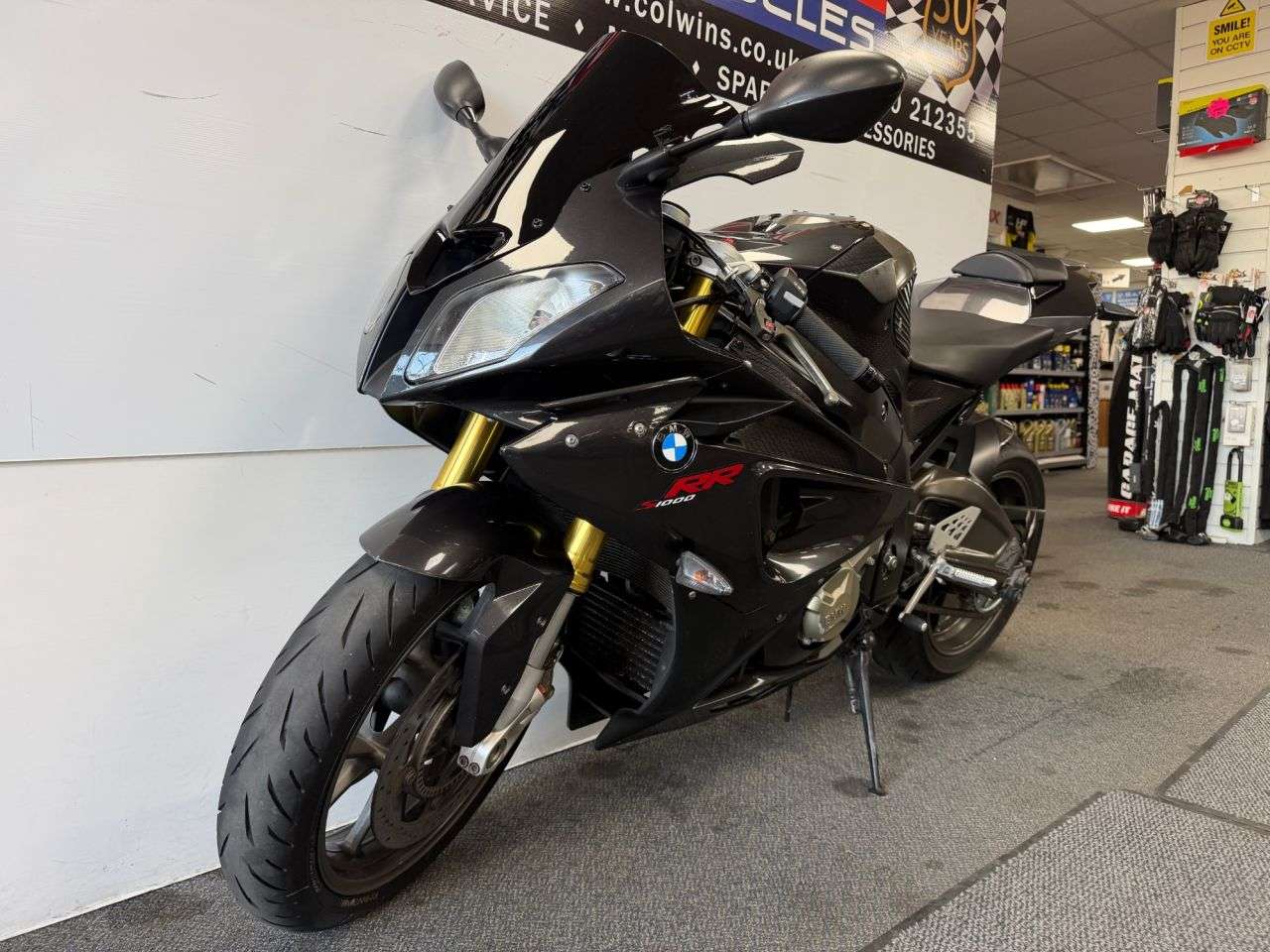 A 2010 BMW S 1000 RR 1000 Super Sports Petrol Manual (193 ps) A 2010 BMW S 1000 RR 1000 Super Sports Petrol Manual (193 ps)