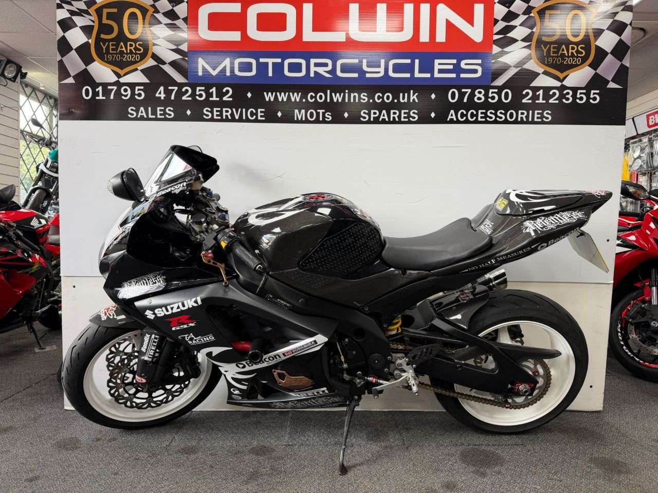 A 2007 SUZUKI GSX-R1000 1000 Super Sports Petrol Manual (184 ps) A 2007 SUZUKI GSX-R1000 1000 Super Sports Petrol Manual (184 ps)