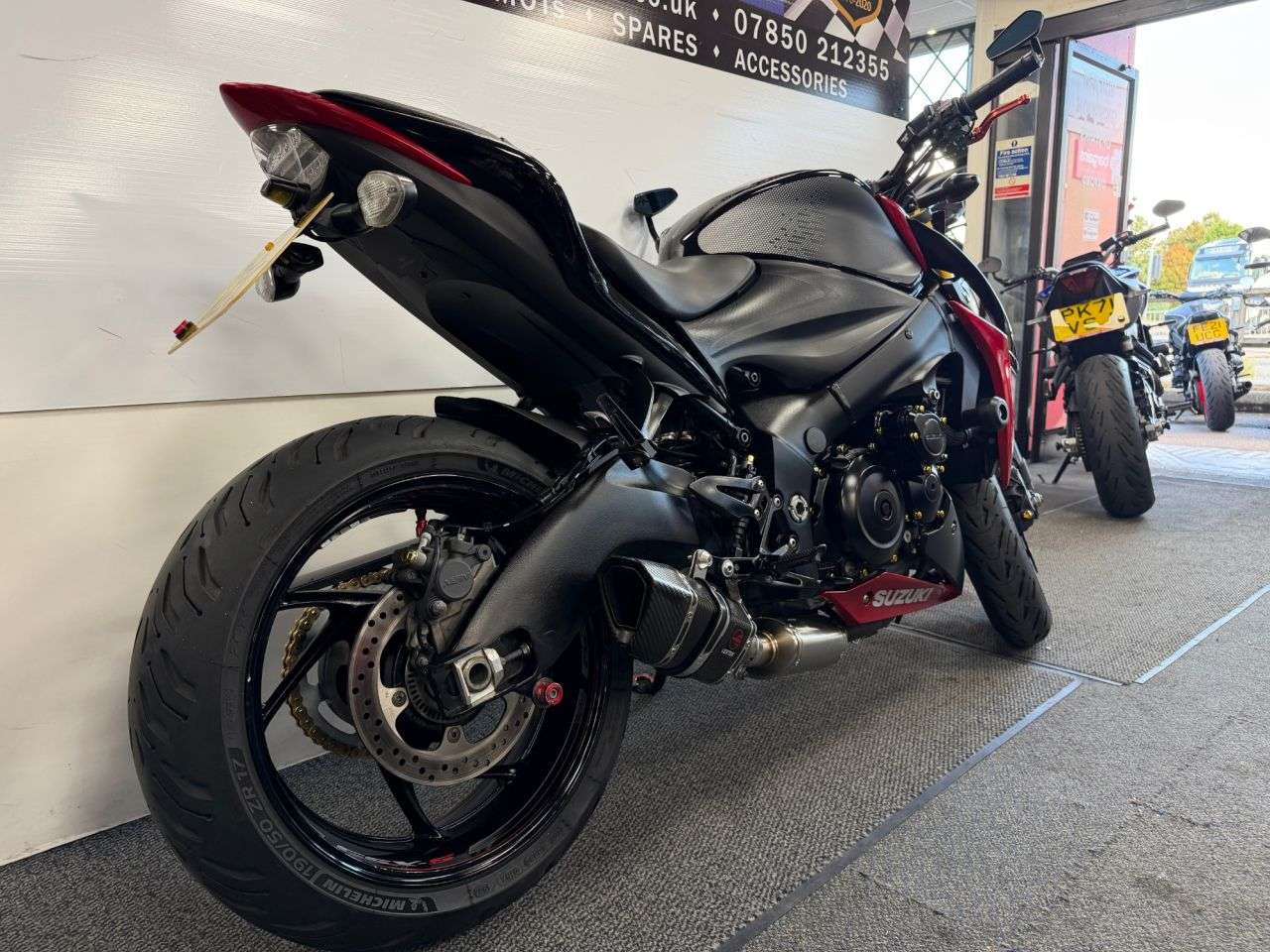 2017 SUZUKI GSX-S1000 2017 SUZUKI GSX-S1000