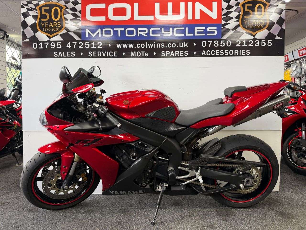 A 2004 YAMAHA R1 1000 Super Sports Petrol Manual A 2004 YAMAHA R1 1000 Super Sports Petrol Manual