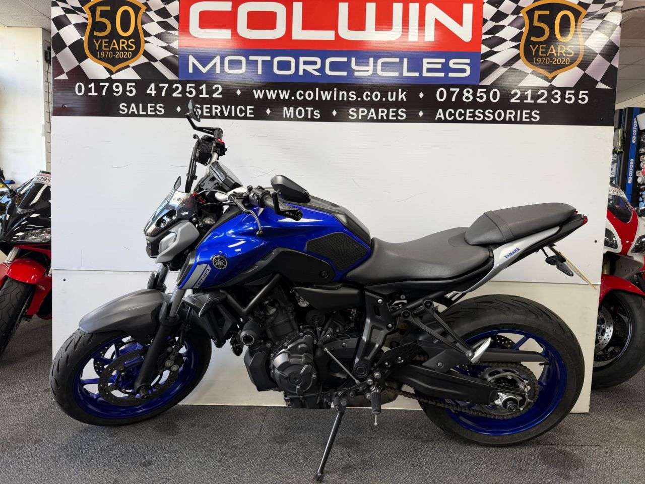 A 2021 YAMAHA MT-07 700 ABS Hyper-naked Petrol Manual Euro 5 (73 ps) A 2021 YAMAHA MT-07 700 ABS Hyper-naked Petrol Manual Euro 5 (73 ps)