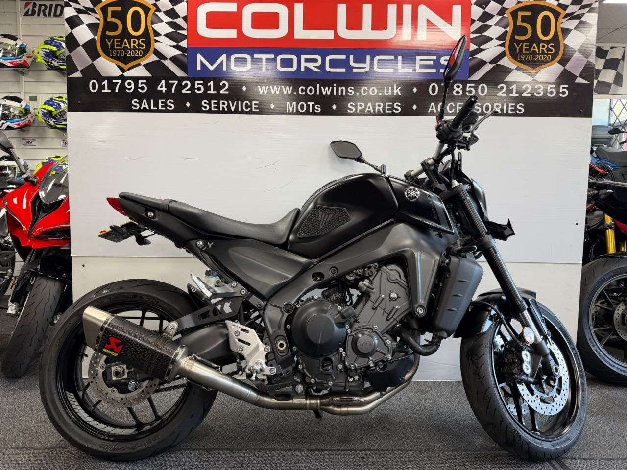 A 2021 YAMAHA MT-09 900 Hyper-naked Petrol Manual Euro 5 (119 ps) A 2021 YAMAHA MT-09 900 Hyper-naked Petrol Manual Euro 5 (119 ps)