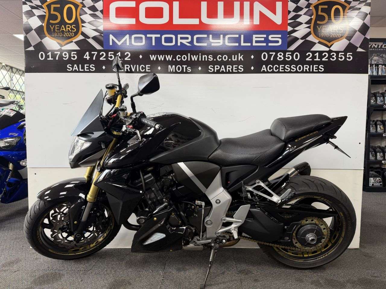 A 2011 HONDA CB1000R 1000 Naked Petrol Manual (125 ps) A 2011 HONDA CB1000R 1000 Naked Petrol Manual (125 ps)