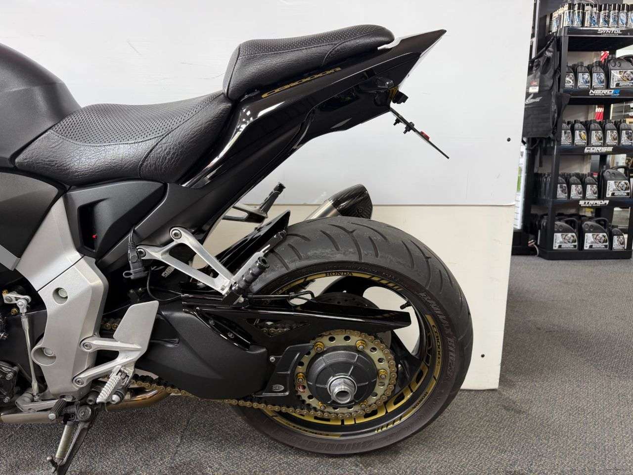 2011 HONDA CB1000R 2011 HONDA CB1000R