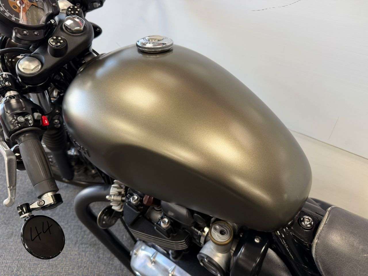 2018 TRIUMPH BOBBER 2018 TRIUMPH BOBBER
