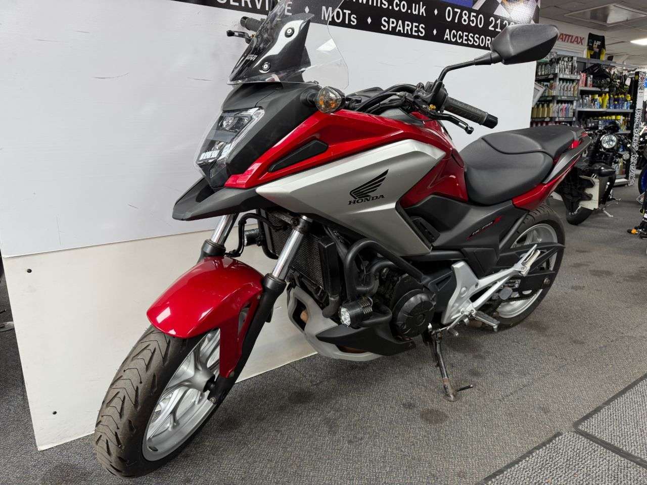 A 2016 HONDA NC750X 750 Adventure Petrol Manual Euro 4 (54 ps) A 2016 HONDA NC750X 750 Adventure Petrol Manual Euro 4 (54 ps)