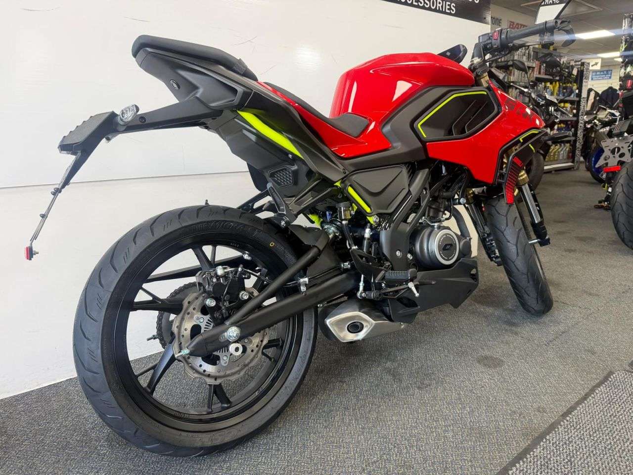 2026 QJMOTOR SRK125J 2026 QJMOTOR SRK125J