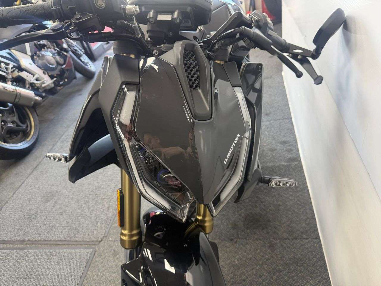 2026 QJMOTOR SRK125J 2026 QJMOTOR SRK125J