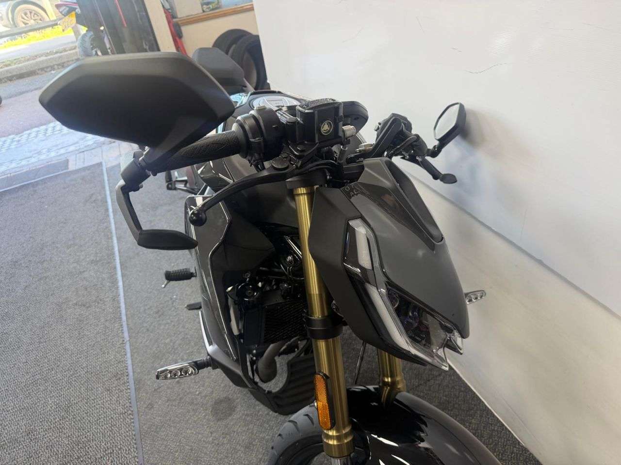 2026 QJMOTOR SRK125J 2026 QJMOTOR SRK125J