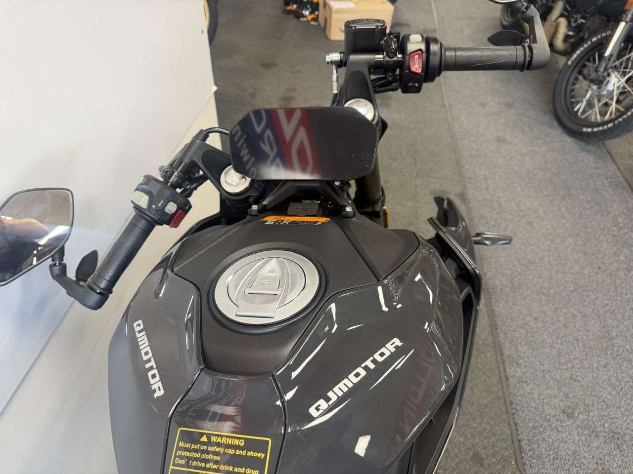 2026 QJMOTOR SRK125J 2026 QJMOTOR SRK125J
