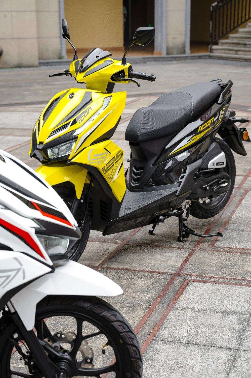 A 2026 KEEWAY ICON 125S 125cc A 2026 KEEWAY ICON 125S 125cc