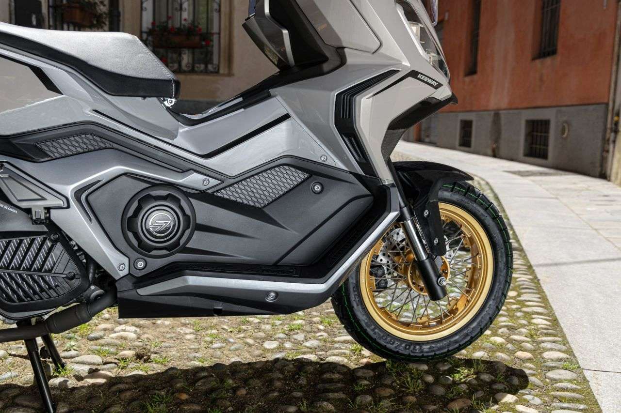 A 2026 KEEWAY XDV 125 EVO PRO 125cc A 2026 KEEWAY XDV 125 EVO PRO 125cc
