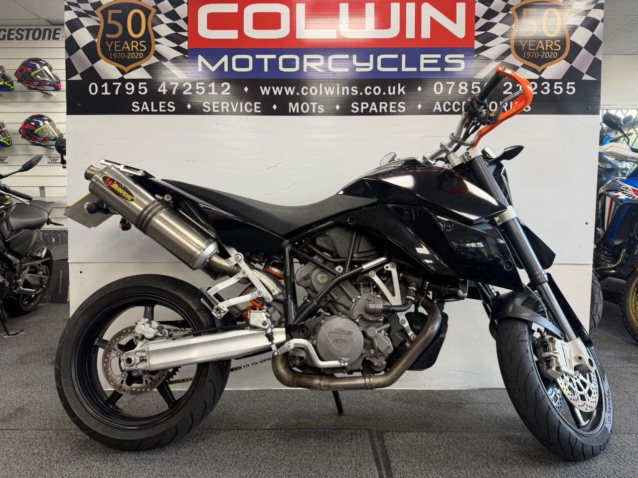 A 2008 KTM 990 SUPERMOTO 942cc A 2008 KTM 990 SUPERMOTO 942cc