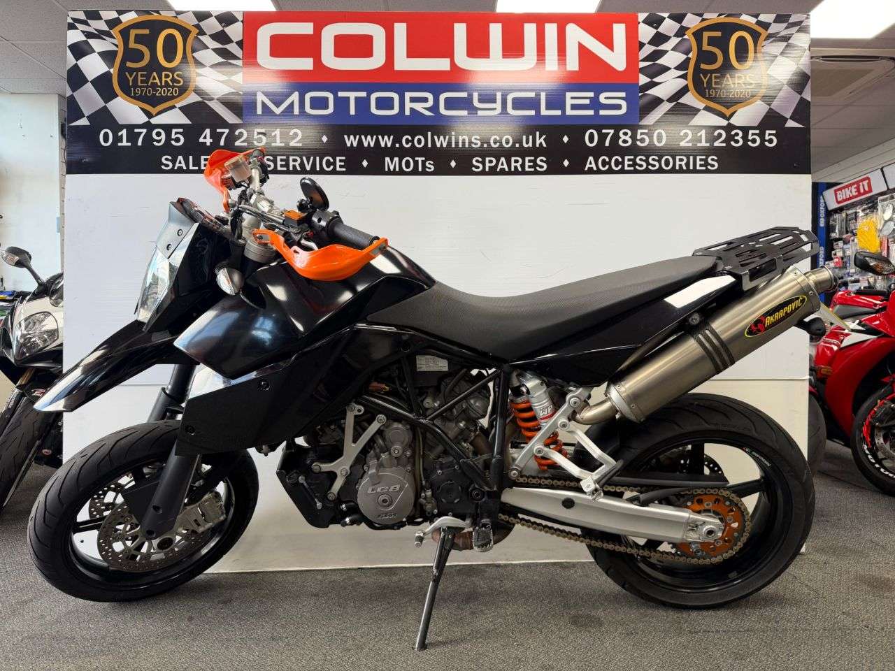 A 2008 KTM 990 SUPERMOTO 942cc A 2008 KTM 990 SUPERMOTO 942cc