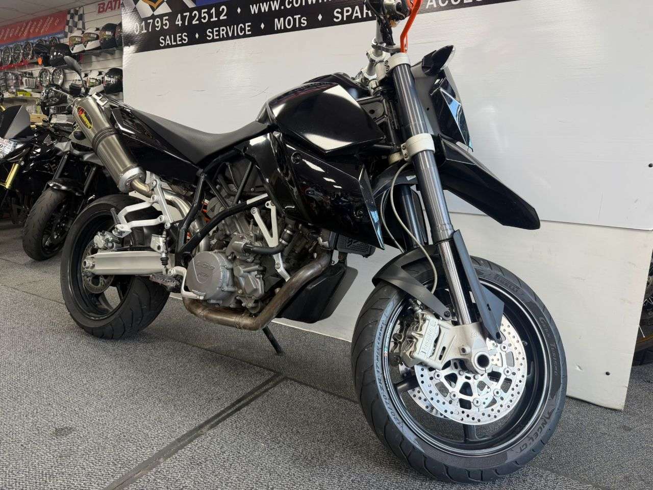 A 2008 KTM 990 SUPERMOTO 942cc A 2008 KTM 990 SUPERMOTO 942cc