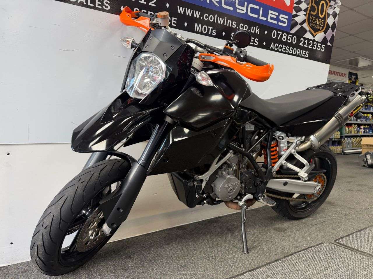 A 2008 KTM 990 SUPERMOTO 942cc A 2008 KTM 990 SUPERMOTO 942cc