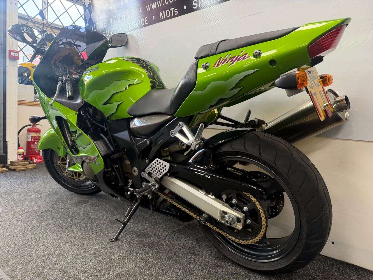 2001 KAWASAKI ZX-12R 2001 KAWASAKI ZX-12R