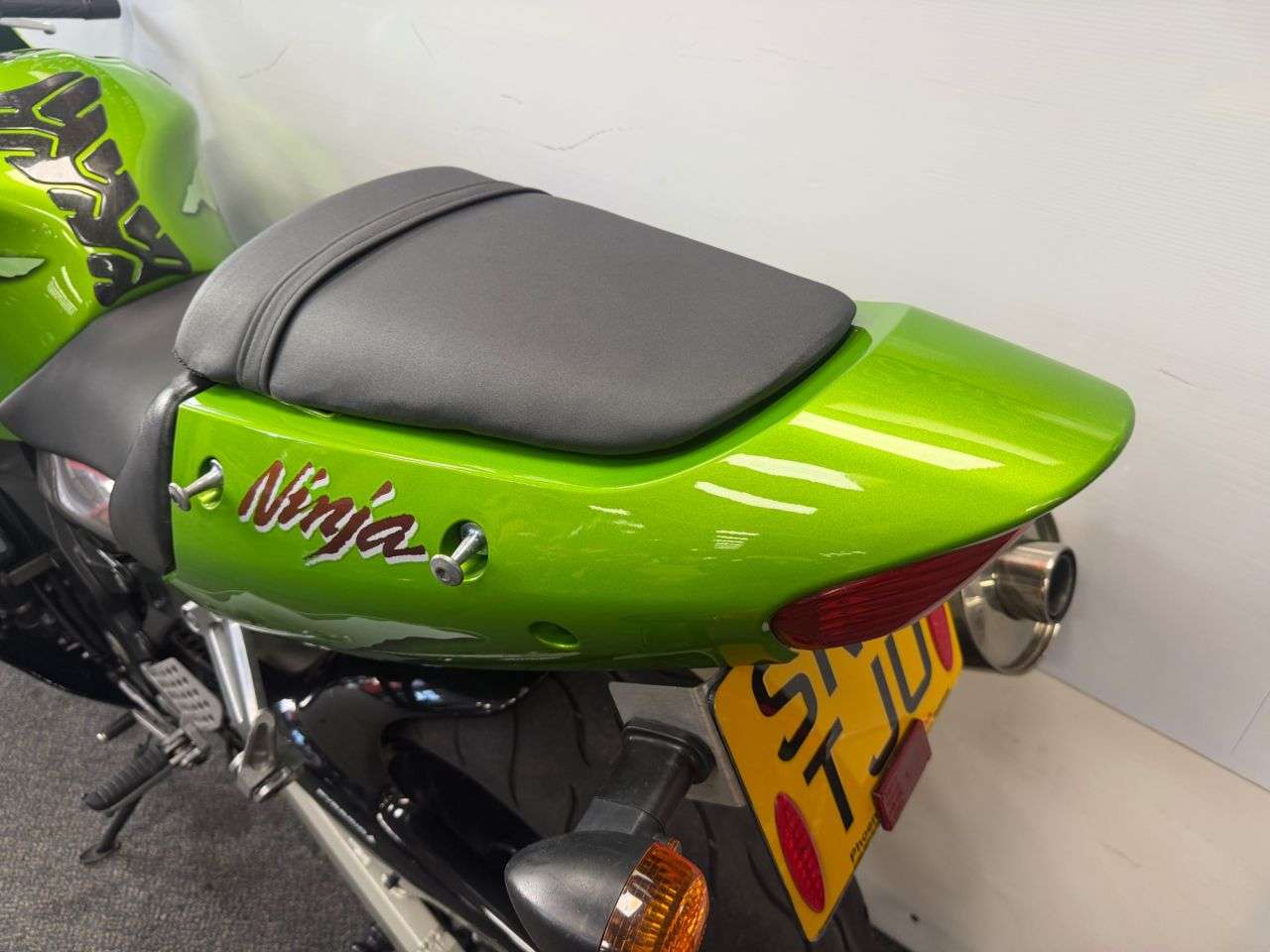 2001 KAWASAKI ZX-12R 2001 KAWASAKI ZX-12R