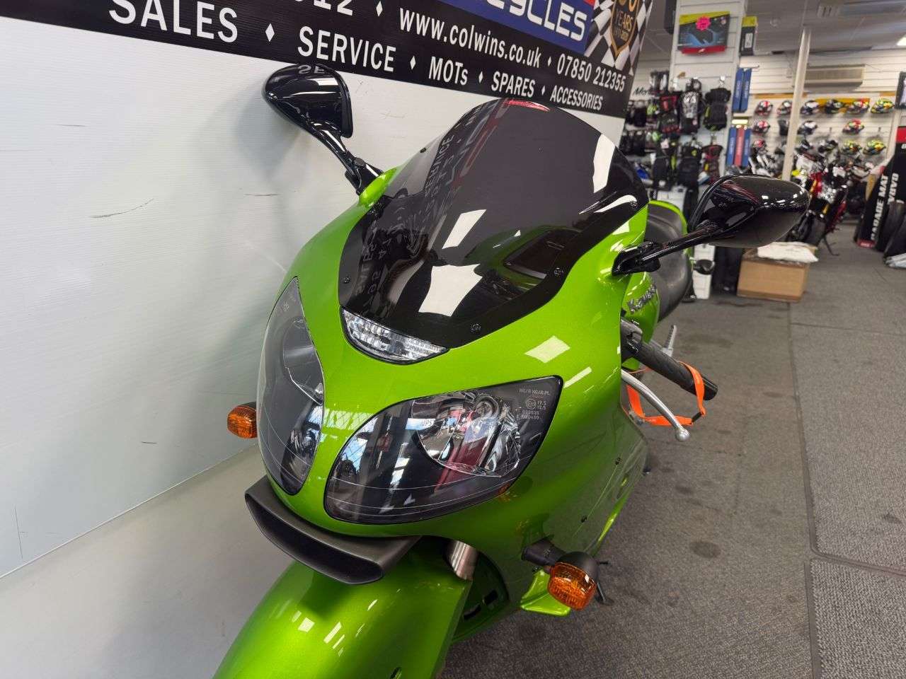 2001 KAWASAKI ZX-12R 2001 KAWASAKI ZX-12R