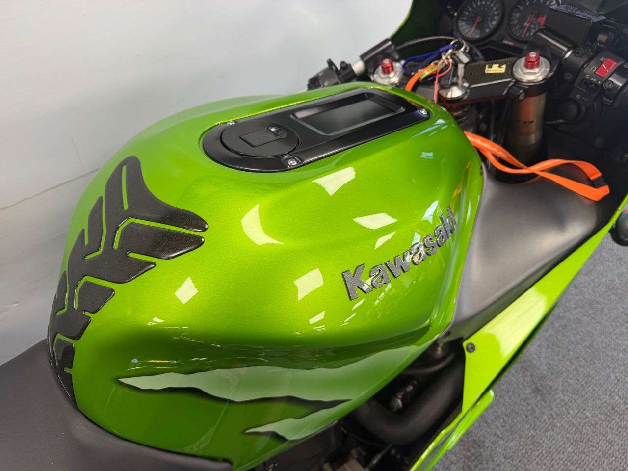 2001 KAWASAKI ZX-12R 2001 KAWASAKI ZX-12R