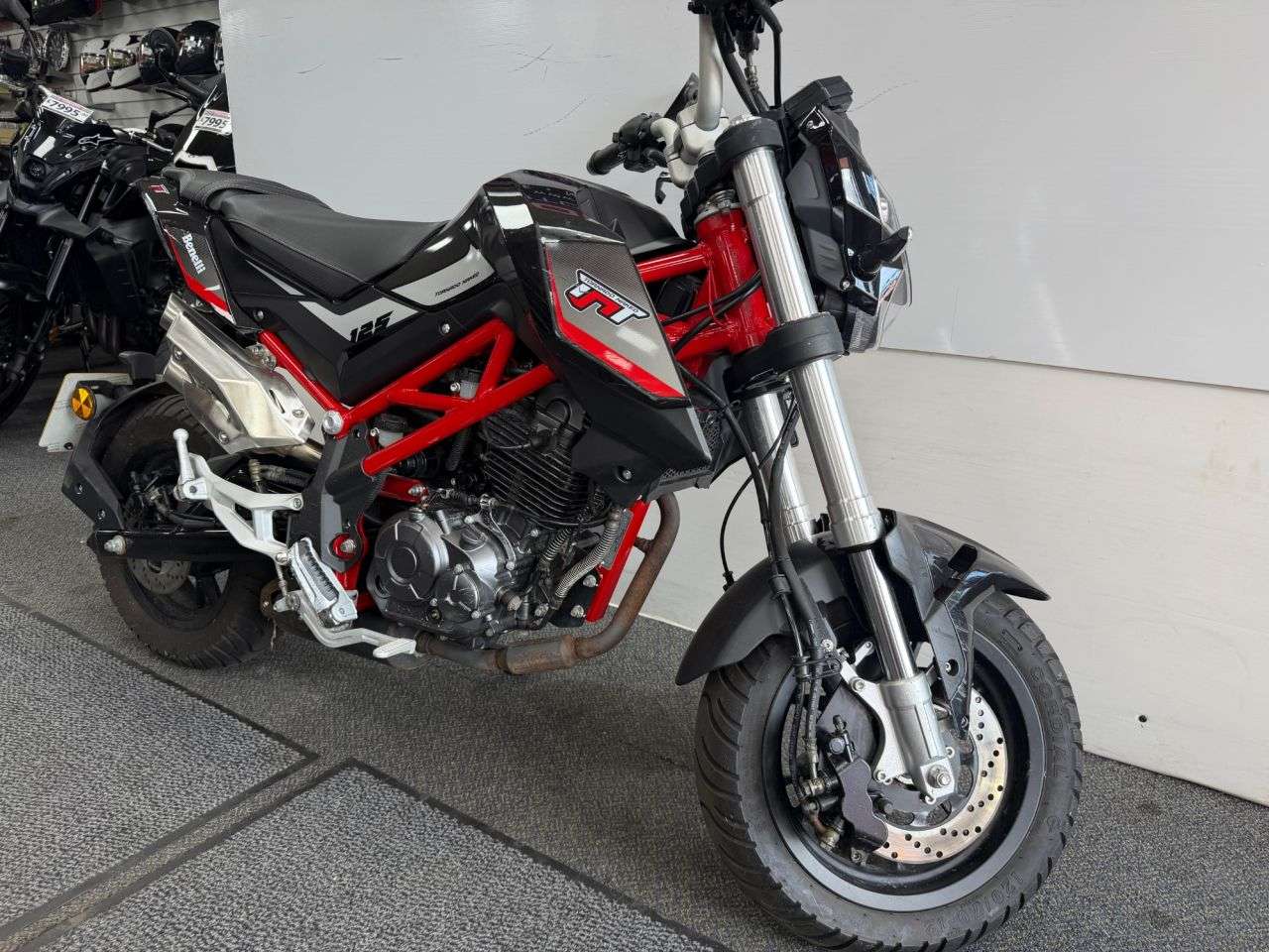 A 2021 BENELLI TORNADO NAKED T 125 125 Naked Petrol Manual Euro 4 (11 ps) A 2021 BENELLI TORNADO NAKED T 125 125 Naked Petrol Manual Euro 4 (11 ps)