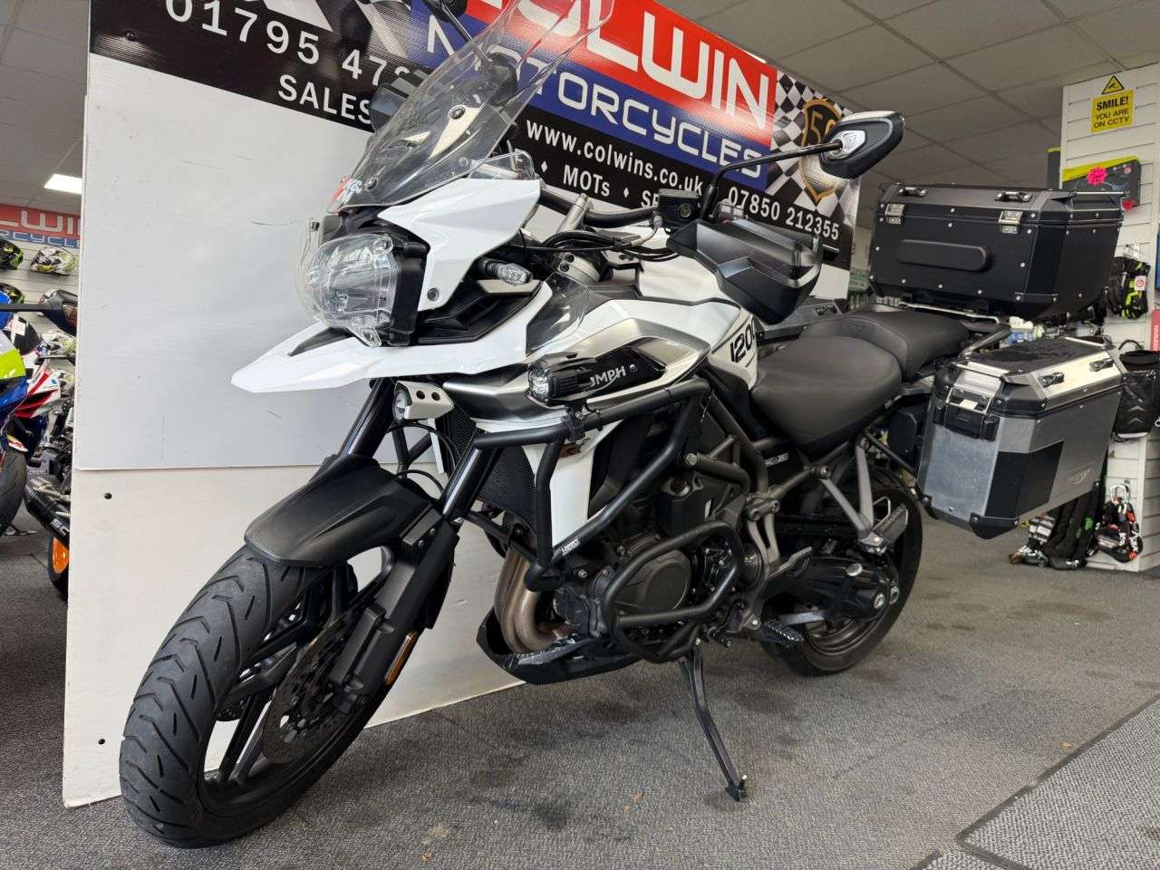 2019 TRIUMPH TIGER 1200 2019 TRIUMPH TIGER 1200